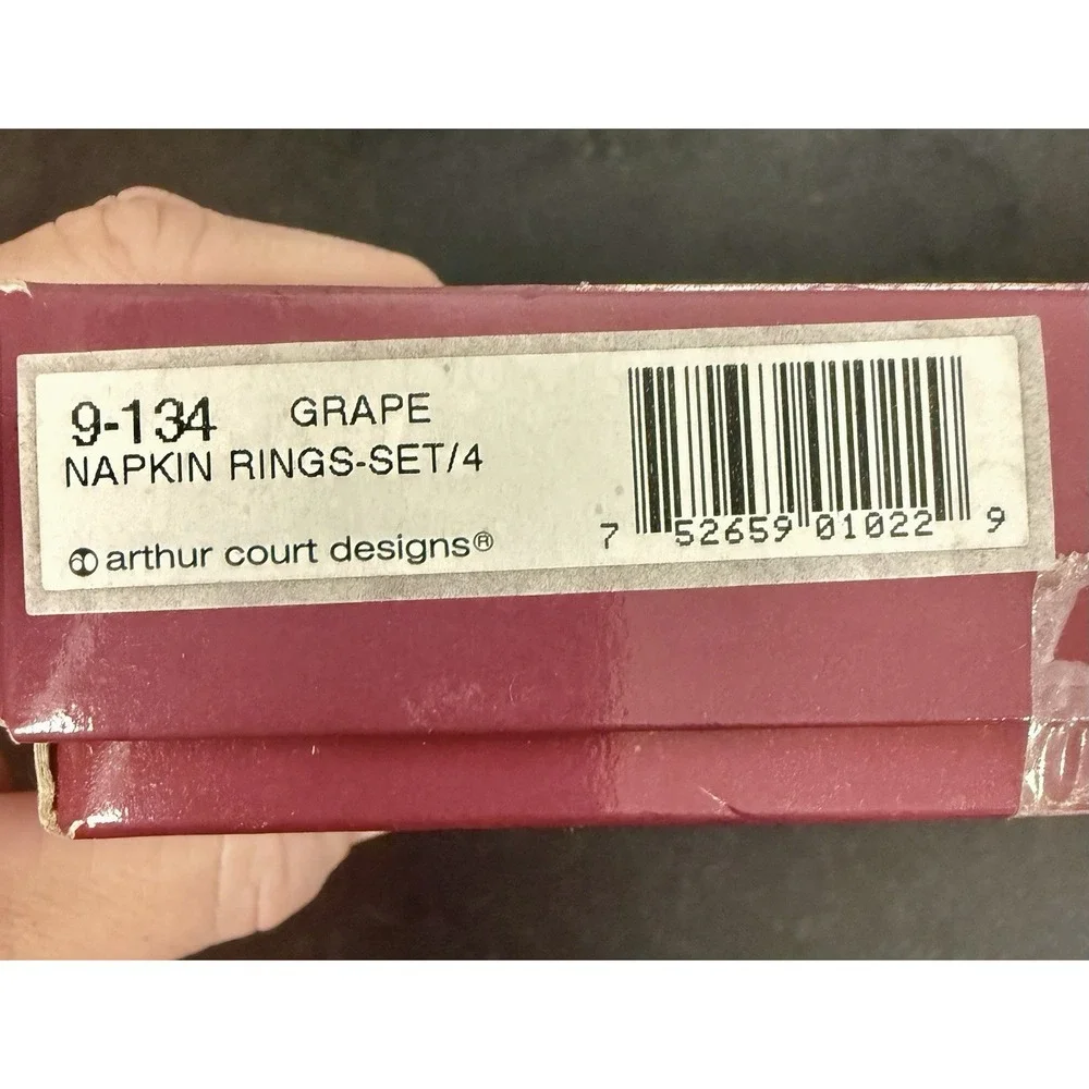 Arthur Court Set of 4 Napkin Rings Pattern Grape with Ivy # 09-0134 NEW